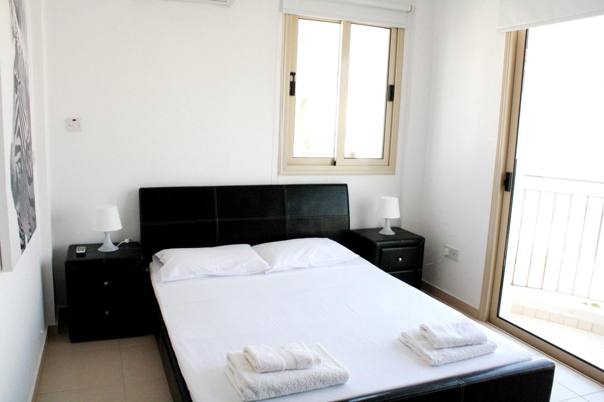 Palm Tree Villas Protaras Bagian luar foto